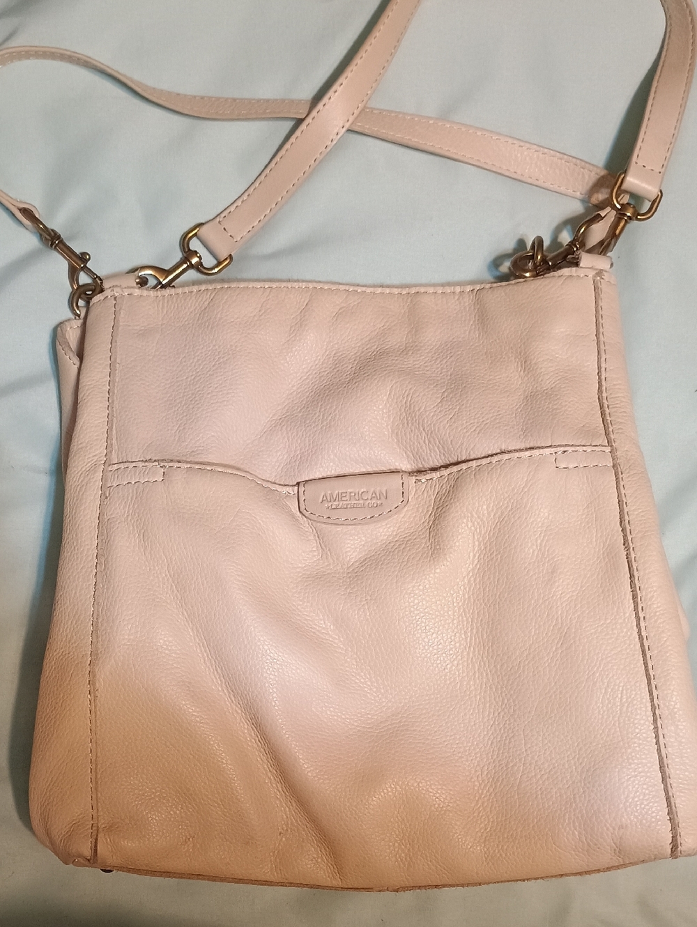 American Leather Co Cream Leather Crossbody Bag